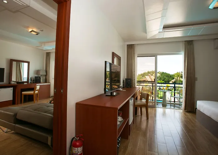 Gabi & 4* Cordova (Mactan)